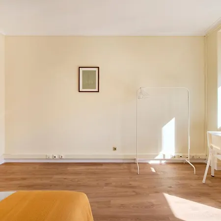 홈스테이 Sunny Balcony - Marques De Pombal